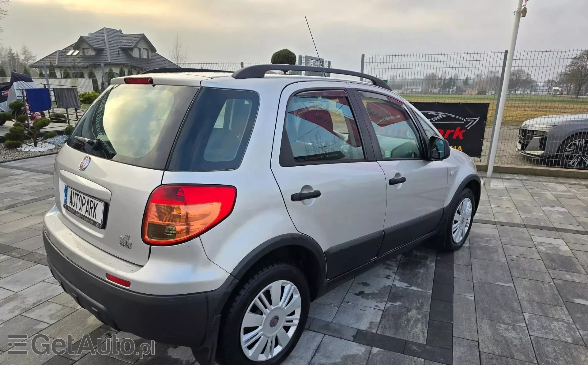 FIAT Sedici 1.6 i 16V (107 KM)