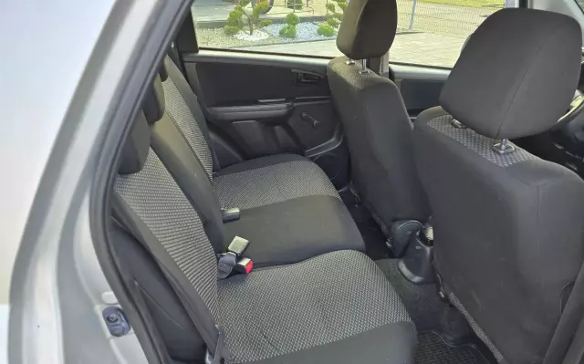 FIAT Sedici 1.6 i 16V (107 KM)