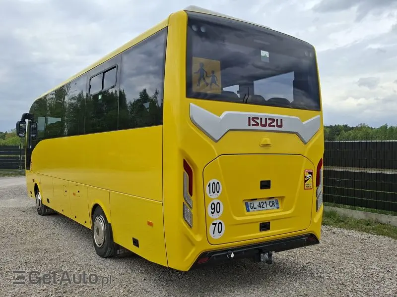 ISUZU Grand Toro Grand Toro 11t km 2022 MD9 Nawigo Wing Rosero 