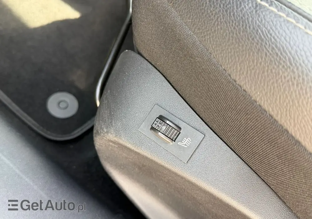 PEUGEOT 2008 PureTech 130 Stop&Start Allure