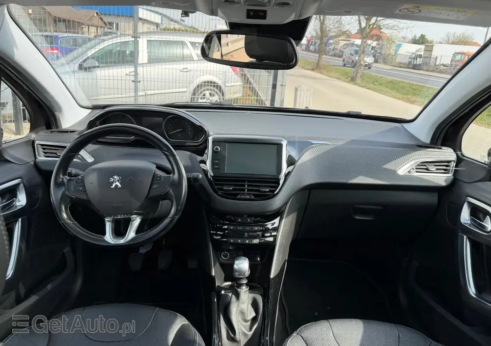 PEUGEOT 2008 PureTech 130 Stop&Start Allure