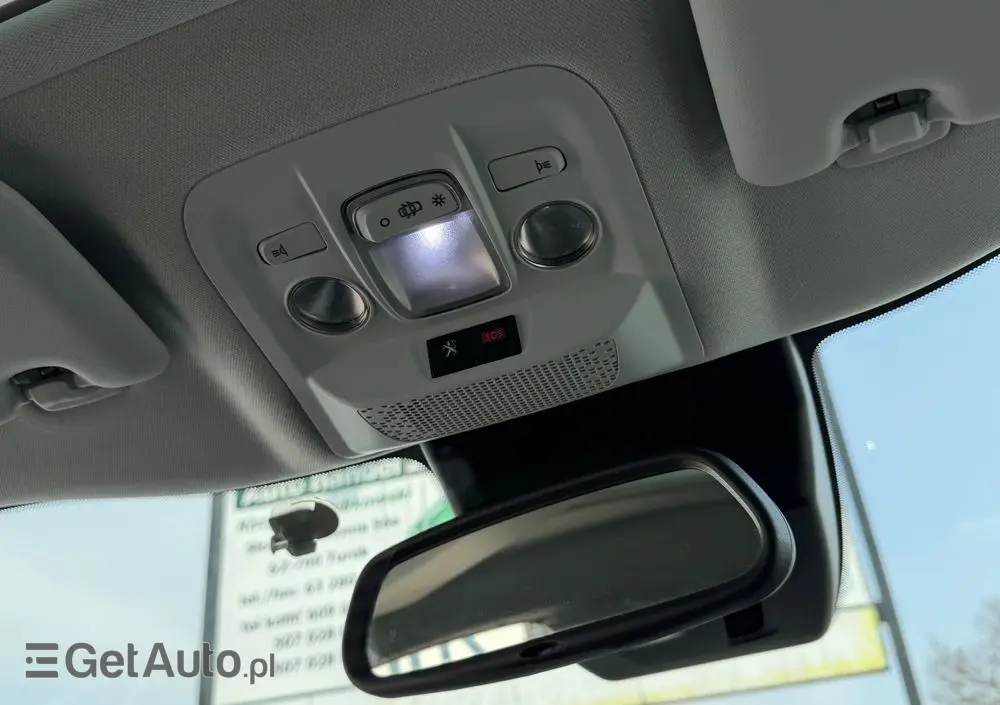 PEUGEOT 2008 PureTech 130 Stop&Start Allure