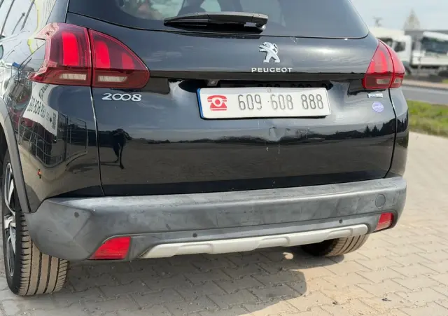 PEUGEOT 2008 PureTech 130 Stop&Start Allure