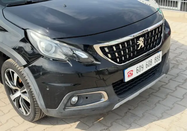 PEUGEOT 2008 PureTech 130 Stop&Start Allure