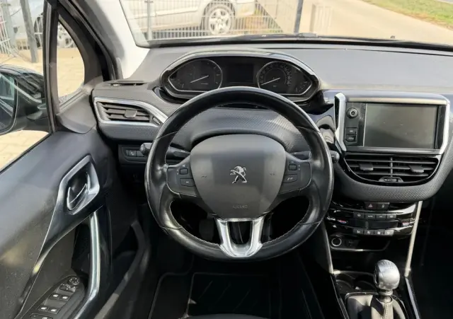 PEUGEOT 2008 PureTech 130 Stop&Start Allure