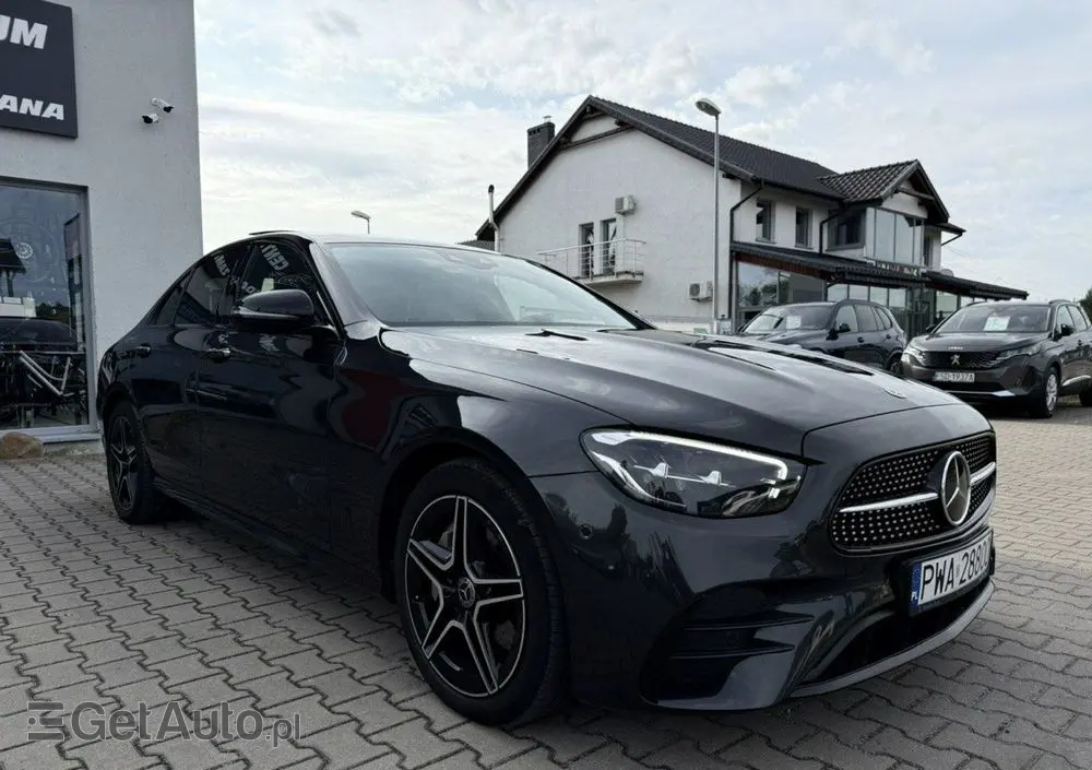 MERCEDES-BENZ Klasa E 400 d 4Matic 9G-TRONIC AMG Line