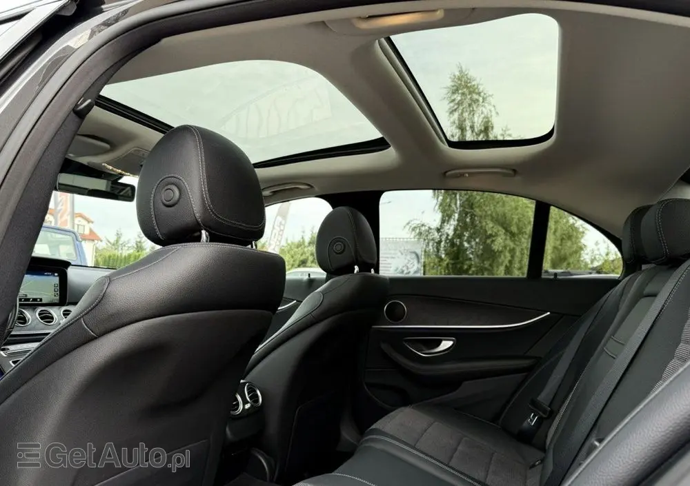 MERCEDES-BENZ Klasa E 400 d 4Matic 9G-TRONIC AMG Line