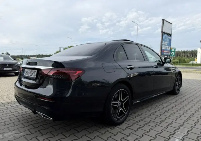 MERCEDES-BENZ Klasa E 400 d 4Matic 9G-TRONIC AMG Line