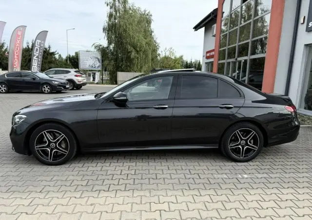 MERCEDES-BENZ Klasa E 400 d 4Matic 9G-TRONIC AMG Line