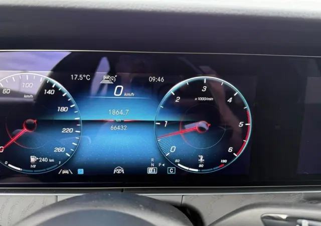 MERCEDES-BENZ Klasa E 400 d 4Matic 9G-TRONIC AMG Line