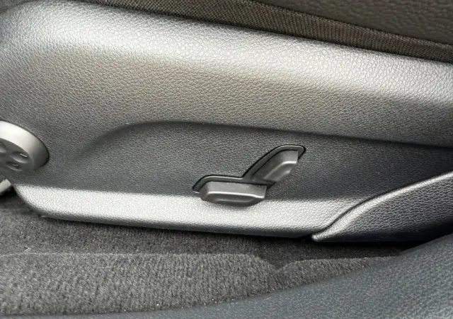 MERCEDES-BENZ Klasa E 400 d 4Matic 9G-TRONIC AMG Line