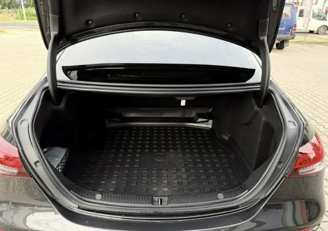 MERCEDES-BENZ Klasa E 400 d 4Matic 9G-TRONIC AMG Line
