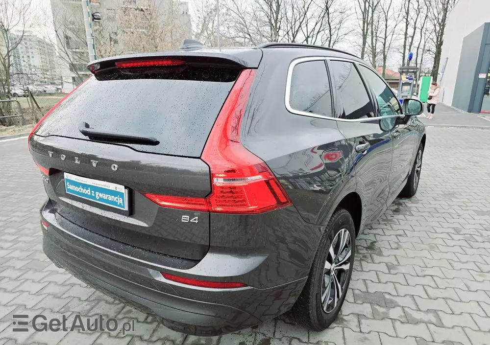 VOLVO XC 60 B4 D Momentum Pro