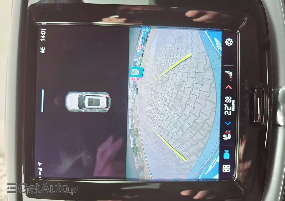 VOLVO XC 60 B4 D Momentum Pro