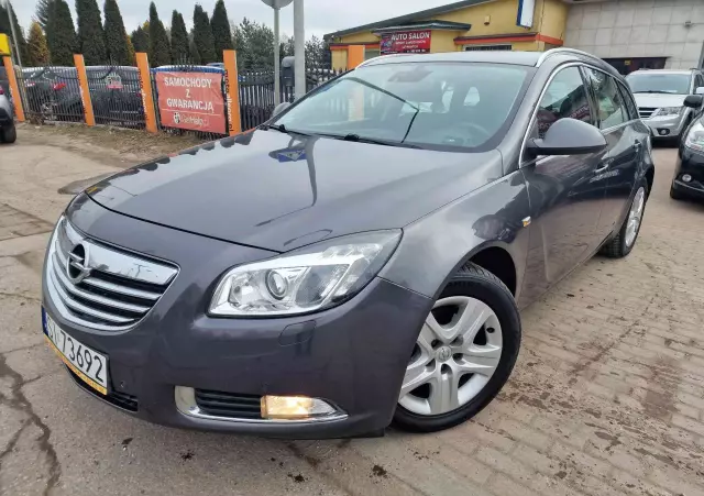 OPEL Insignia 1.8 Cosmo