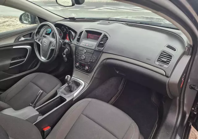 OPEL Insignia 1.8 Cosmo