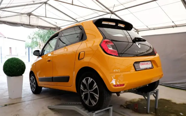 RENAULT Twingo 