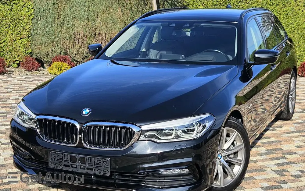 BMW Seria 5 530d xDrive Sport Line sport