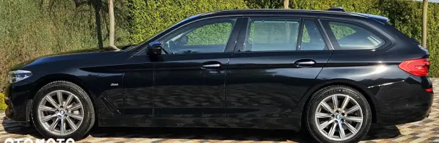 BMW Seria 5 530d xDrive Sport Line sport