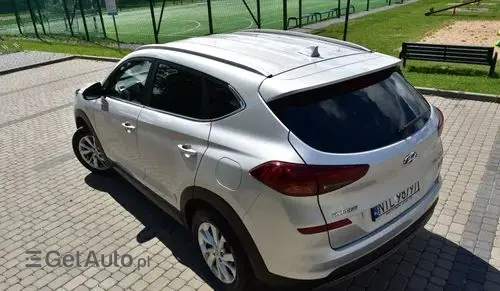 HYUNDAI Tucson 
