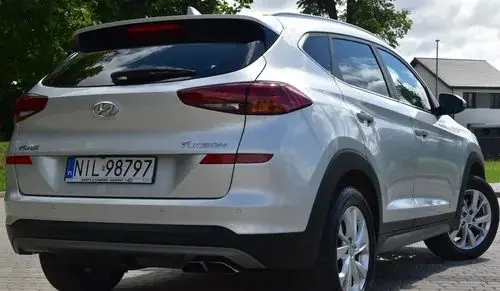 HYUNDAI Tucson 