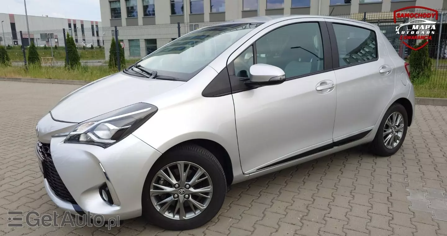 TOYOTA Yaris 