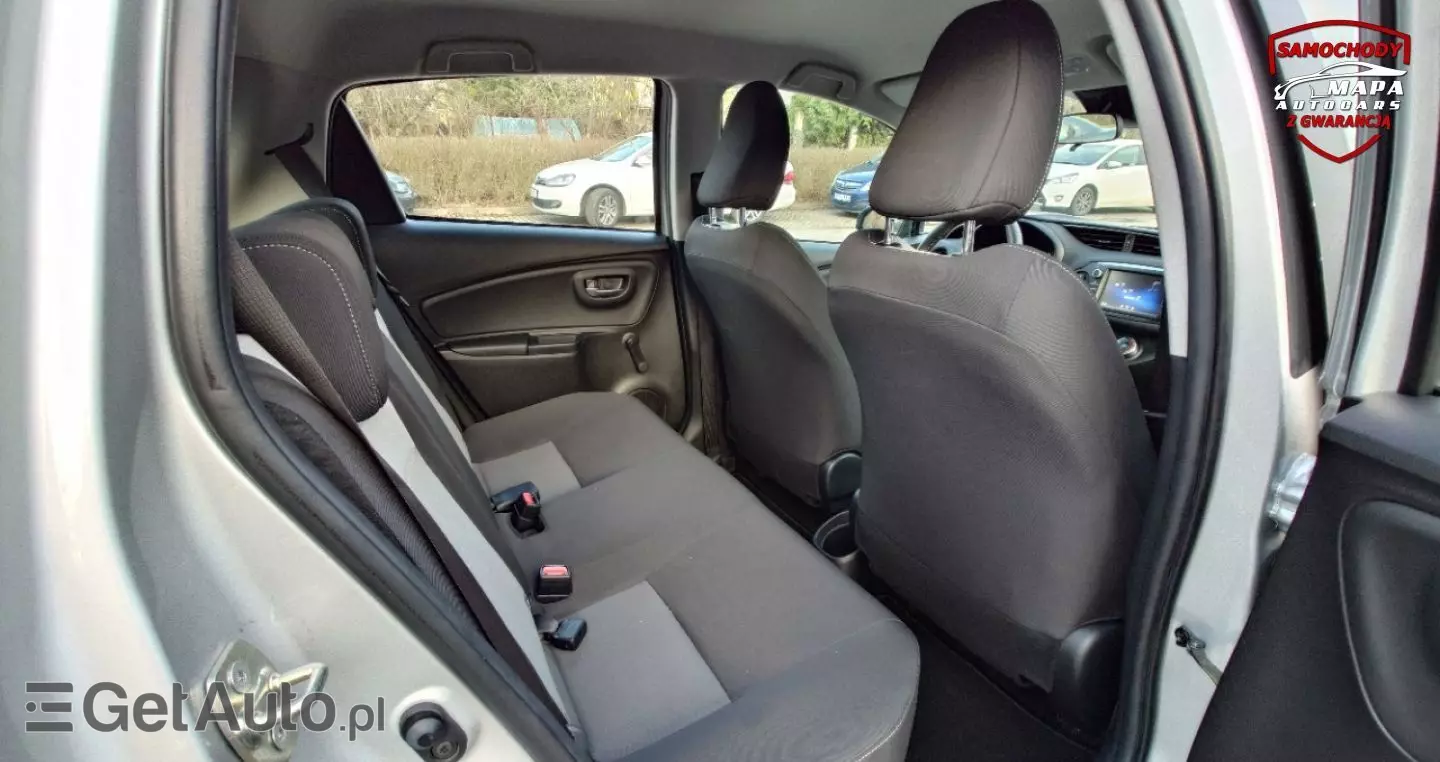 TOYOTA Yaris 