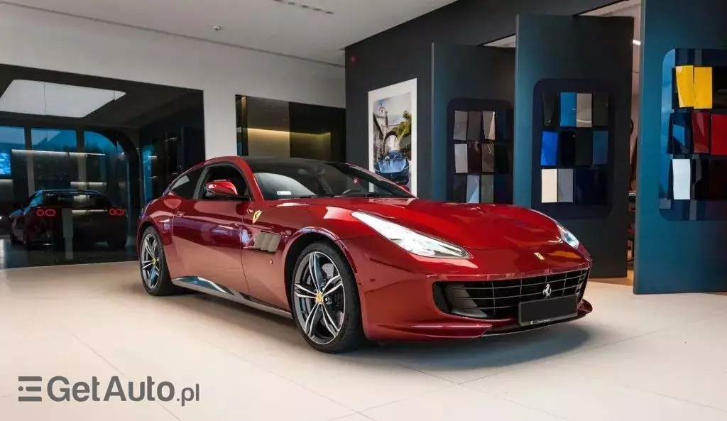 FERRARI Gtc4 