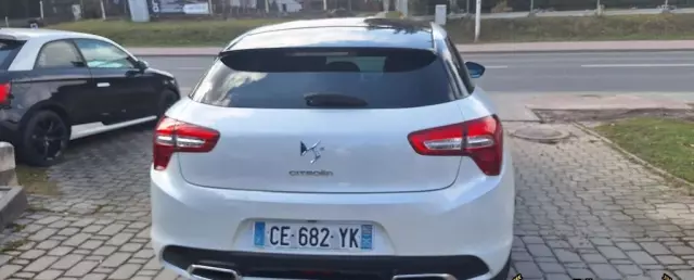 CITROEN DS5 