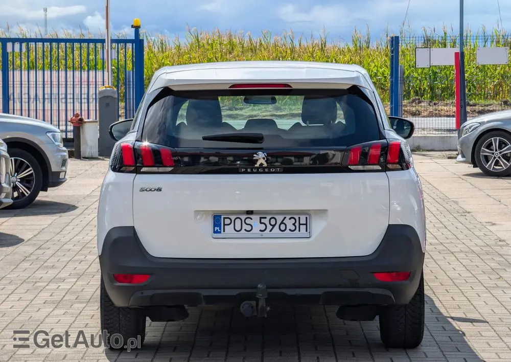 PEUGEOT 5008 1.2 PureTech Active Pack S&S