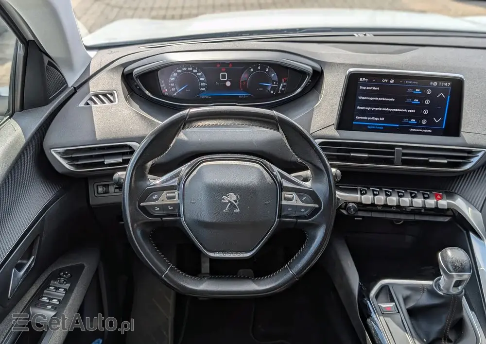 PEUGEOT 5008 1.2 PureTech Active Pack S&S