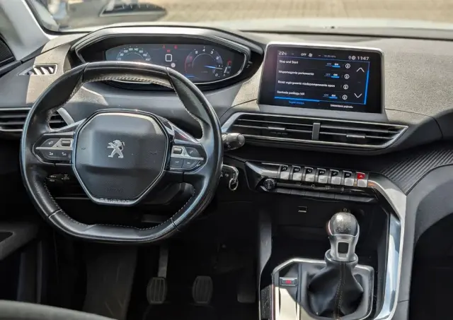 PEUGEOT 5008 1.2 PureTech Active Pack S&S