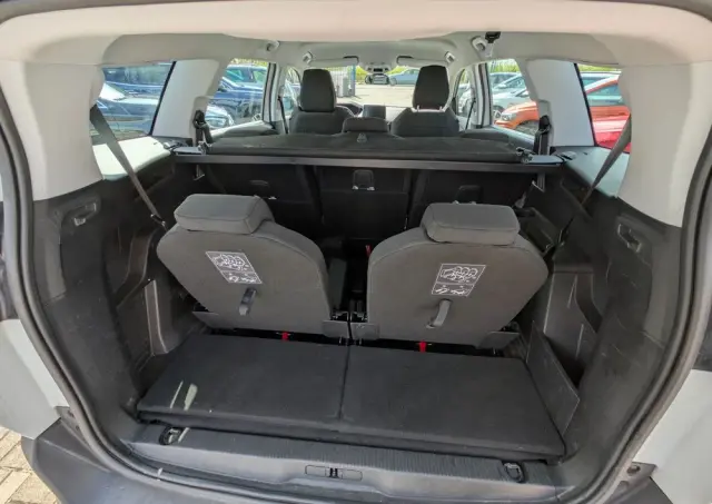 PEUGEOT 5008 1.2 PureTech Active Pack S&S