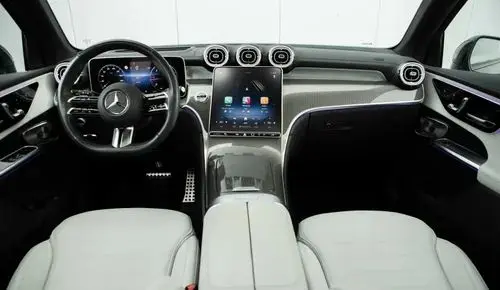 MERCEDES-BENZ GLC 