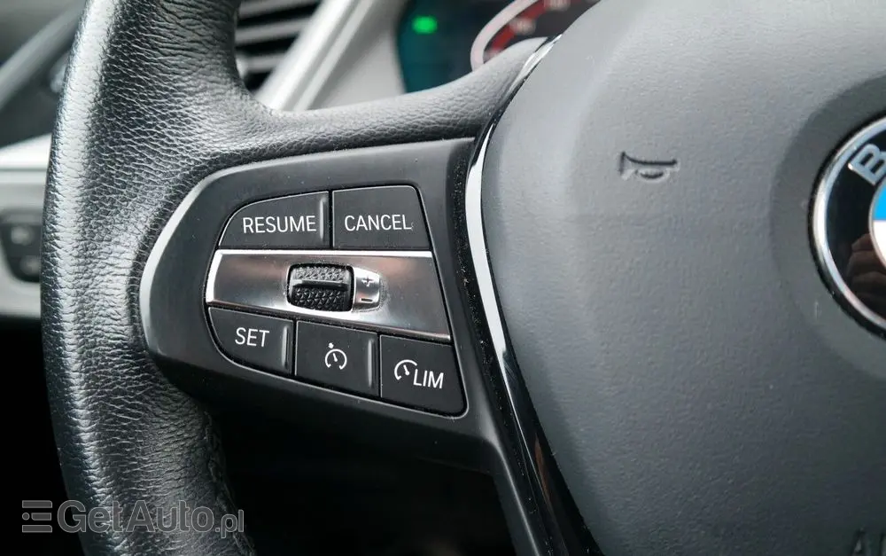 BMW Seria 1 118i Advantage