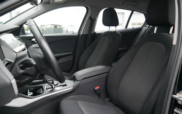 BMW Seria 1 118i Advantage