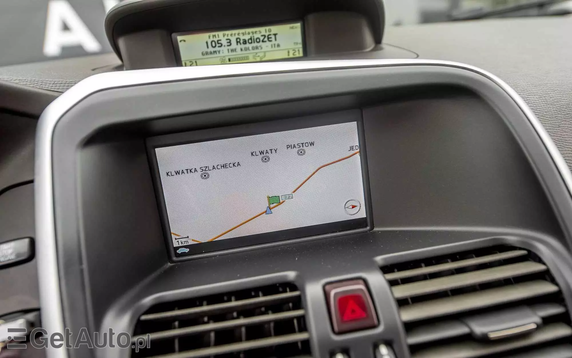 VOLVO XC 60 T6 AWD Momentum