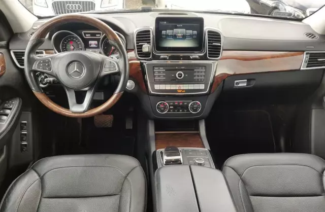 MERCEDES-BENZ Gls 