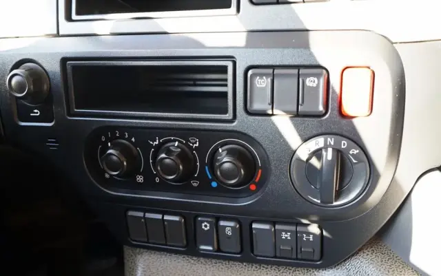 DAF CF 440 / 8x4 / BETONOMIESZARKA SCHWING STETTER / GRUSZKA 9 M3 / AUTOMAT / KAMERA / 