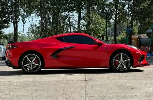 CHEVROLET Corvette 