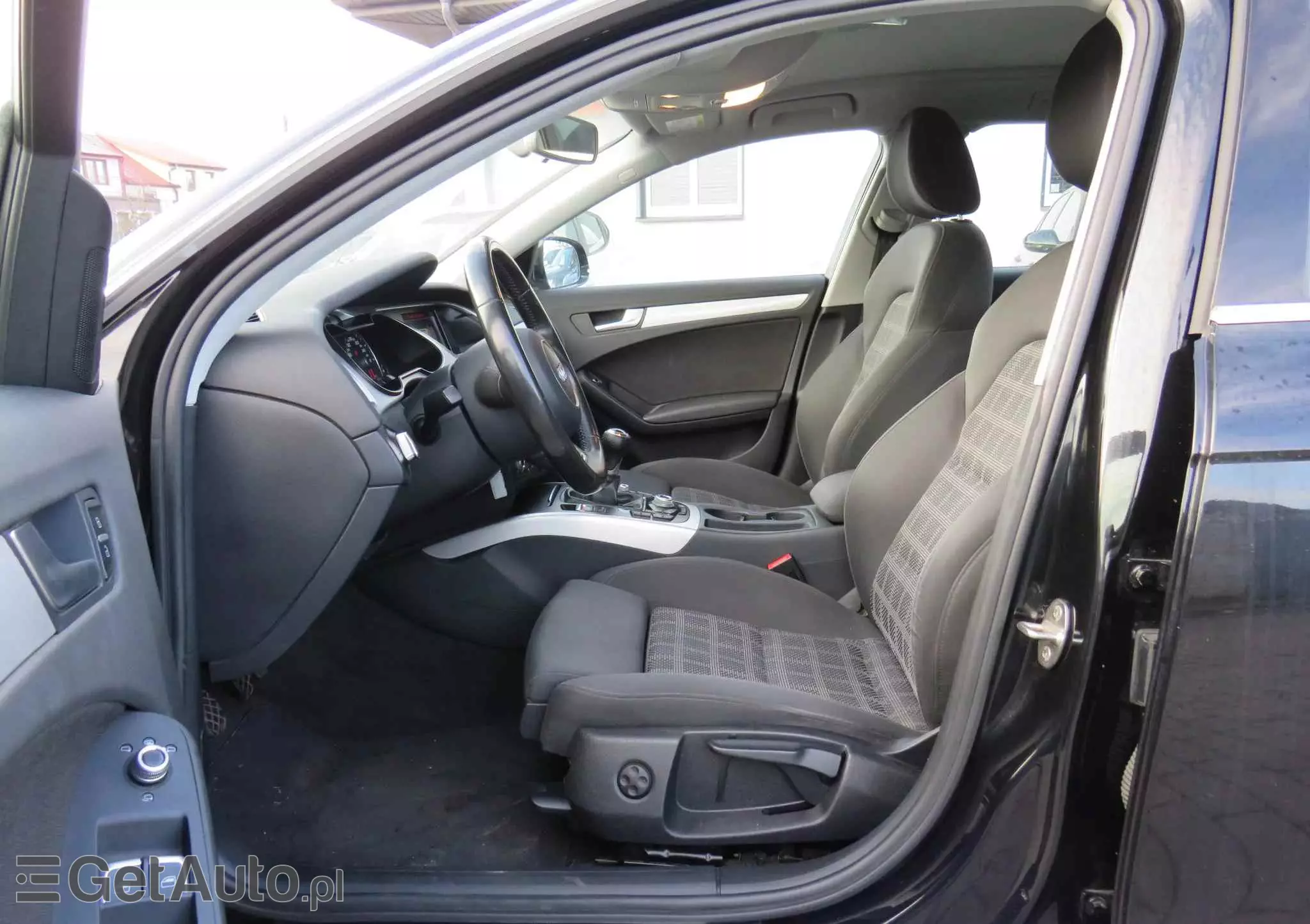 AUDI A4 Avant 2.0 TDI quattro