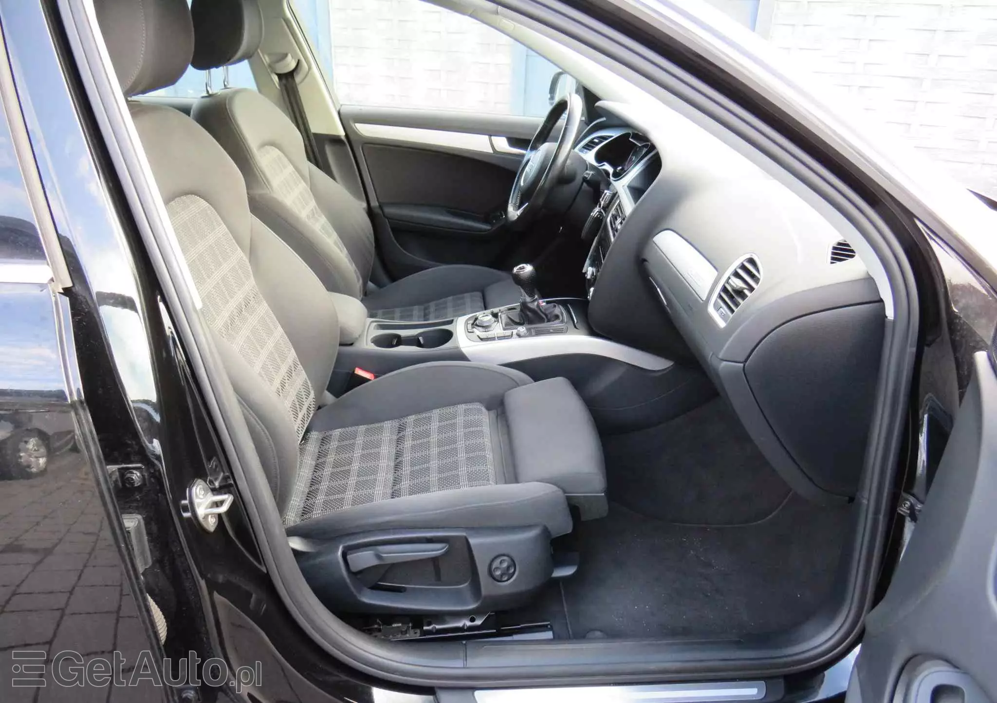 AUDI A4 Avant 2.0 TDI quattro