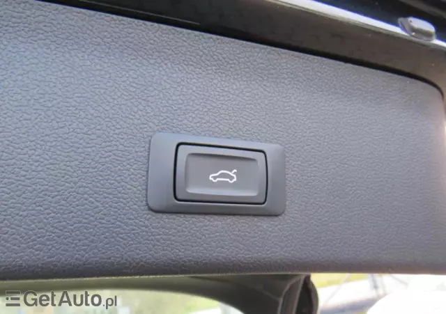 AUDI A4 Avant 2.0 TDI quattro