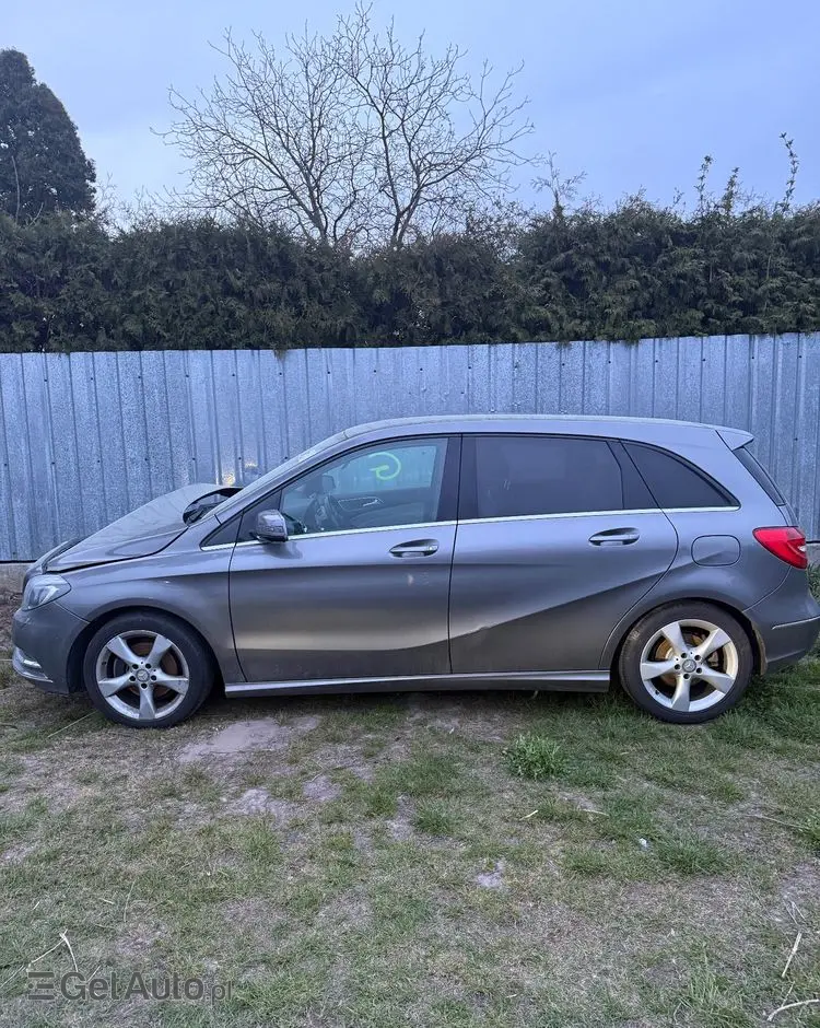 MERCEDES-BENZ Klasa B 