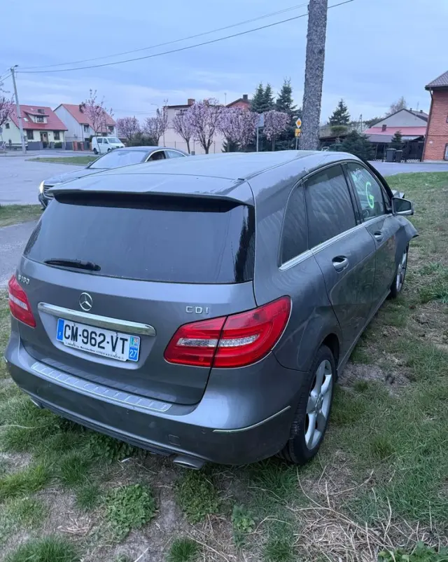 MERCEDES-BENZ Klasa B 