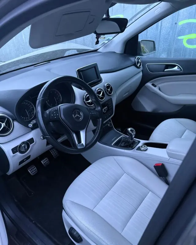 MERCEDES-BENZ Klasa B 