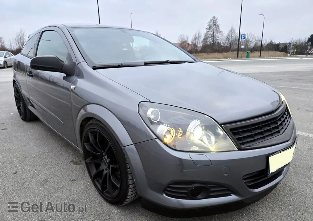 OPEL Astra 2.0 Turbo Sport