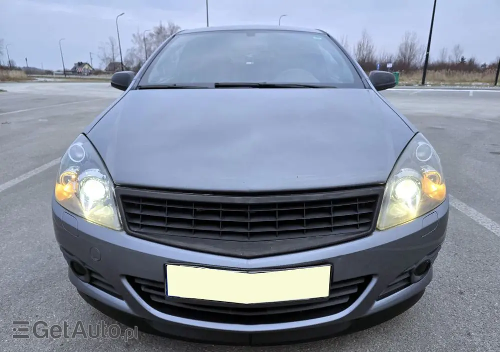 OPEL Astra 2.0 Turbo Sport