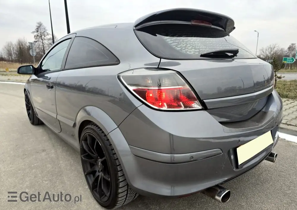 OPEL Astra 2.0 Turbo Sport
