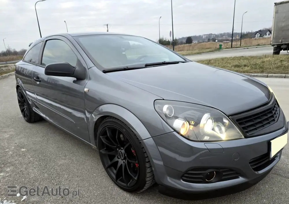 OPEL Astra 2.0 Turbo Sport